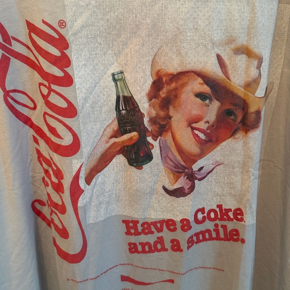 The Laundry a room Coca Cola Gray Graphic Cowgirl T-Shirt S - Picture 7 of 9